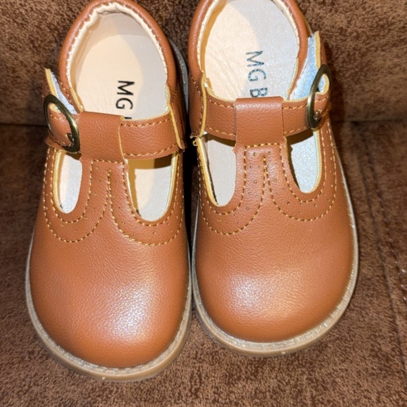 Mary Jane shoes - Picture 3 of 4